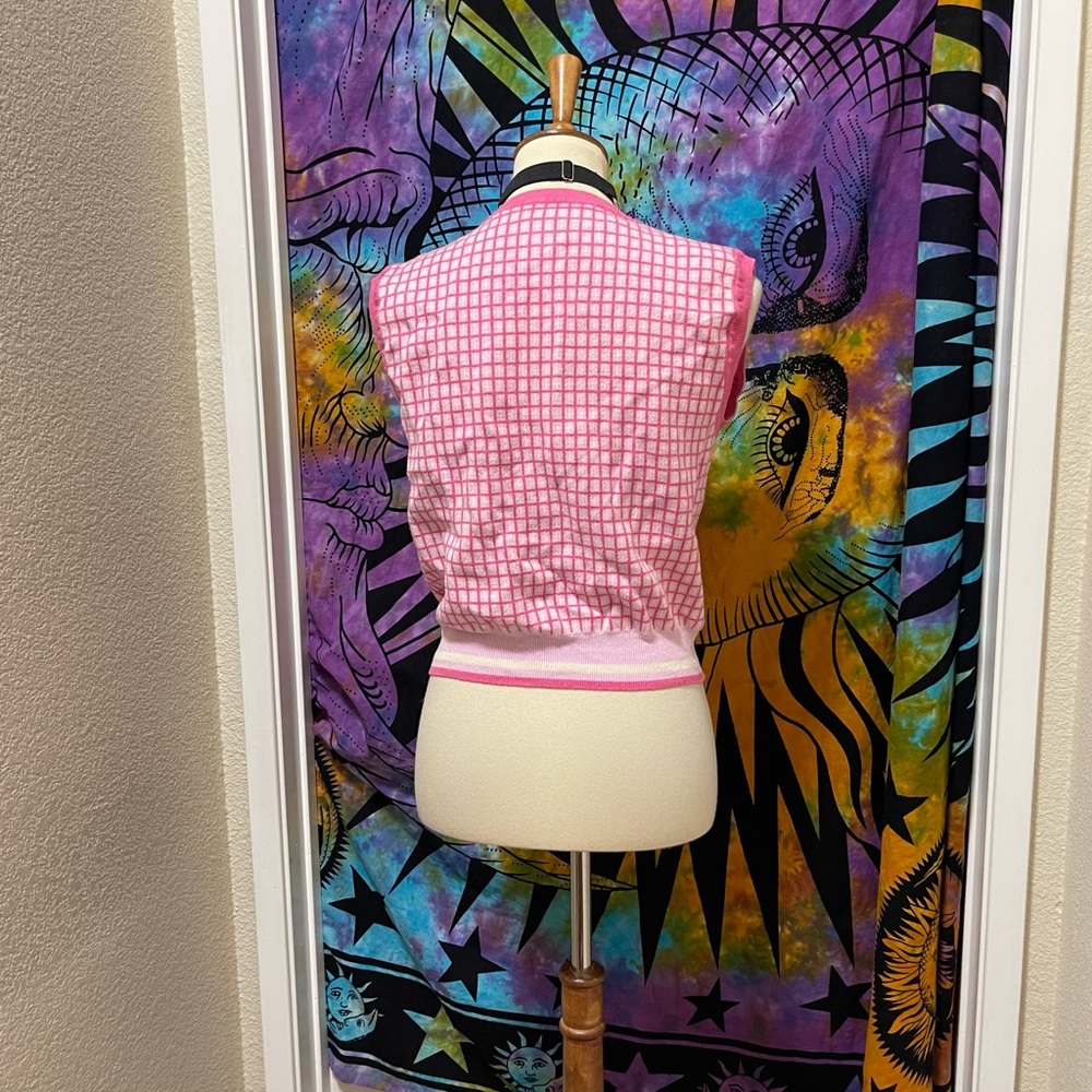π Lovely pink plaid vest - Picture 6 of 11